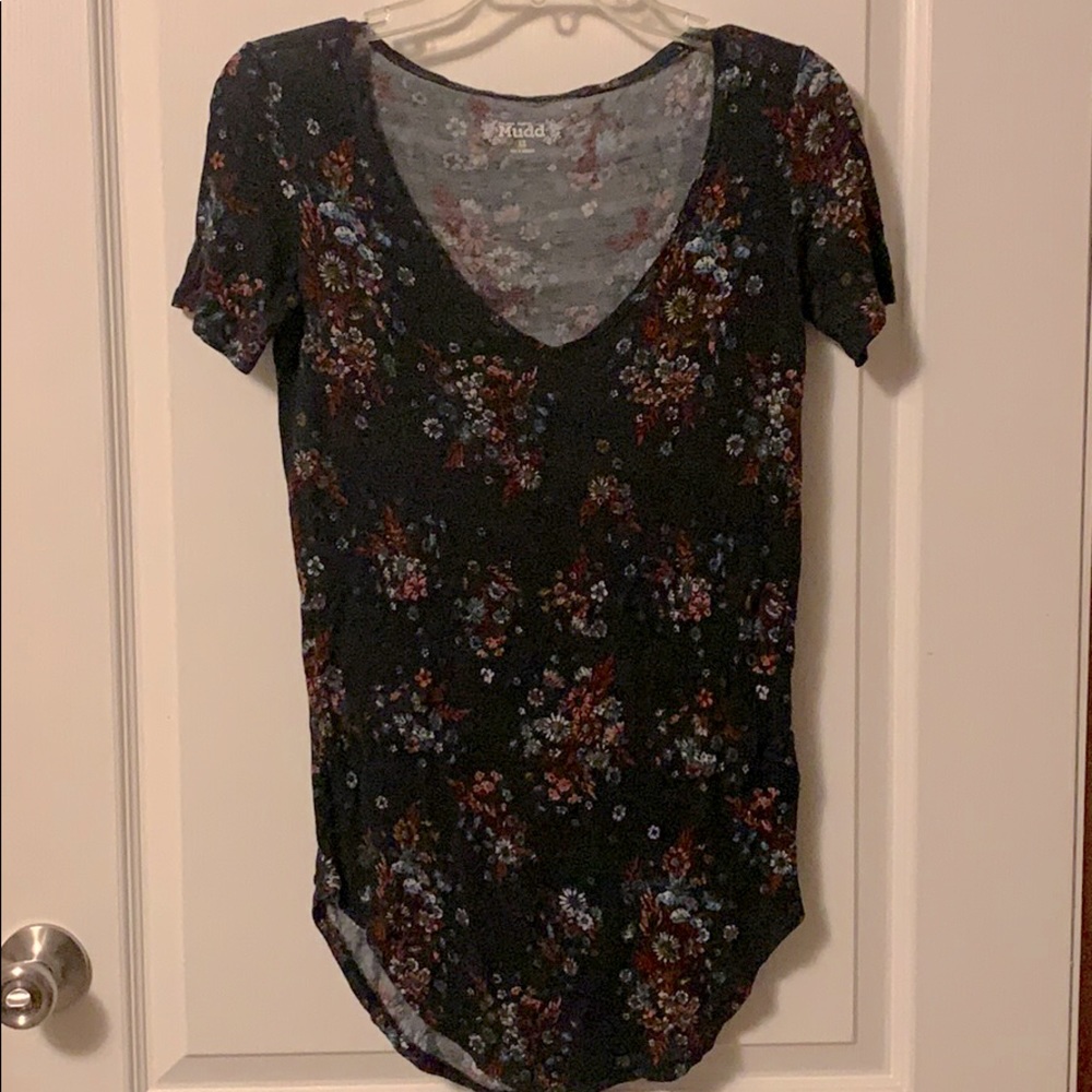 Mudd Floral tunic